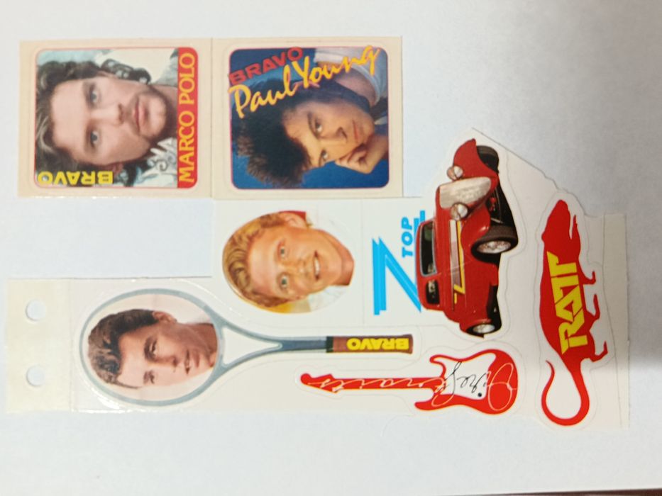 Lote de AUTOCOLANTES  Musicais ( anos 80 )