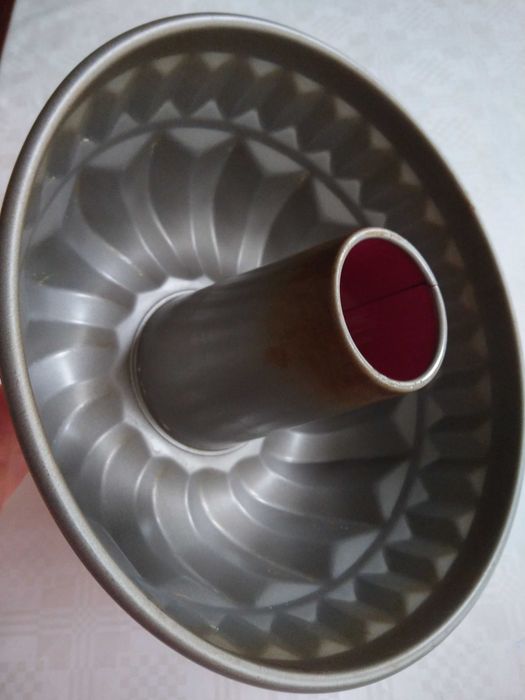 Forma anti aderente para bolos