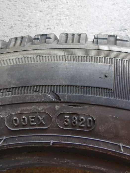 Komplet opon 215/60R17C 109 /107T Michelin Agilis Alpin #