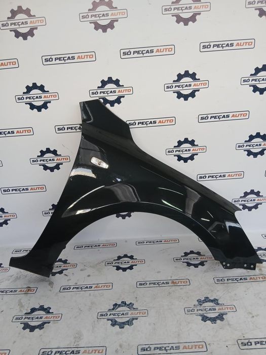GUARDA LAMAS DIREITO PRETO KIA CEED 2 1.6CRDI ANO: 2010