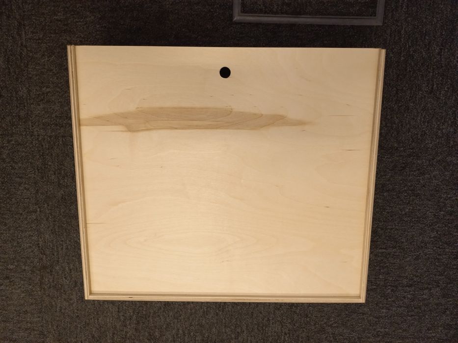 Skrzyneczka drewniana 40x40x10