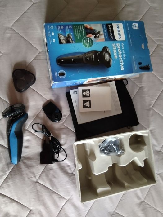 Электробритва. Philips s5250/06