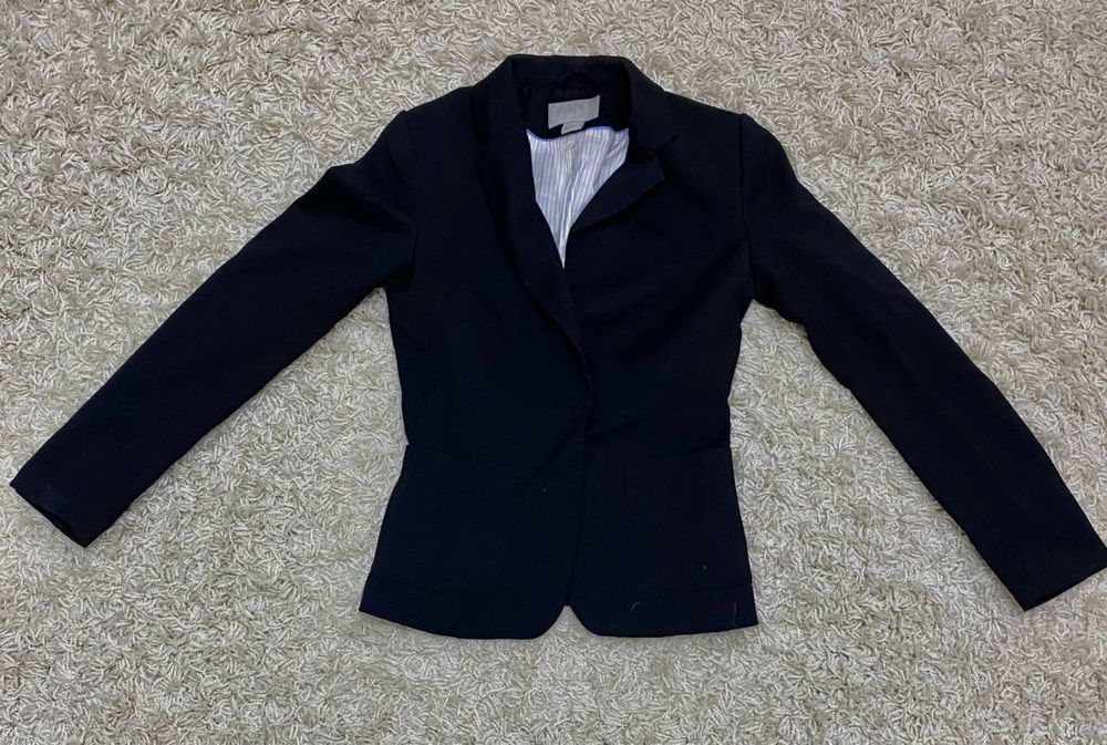 Класний жакет від H&M