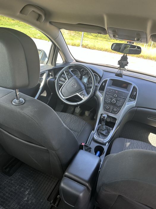 Opel astra J bez turbo