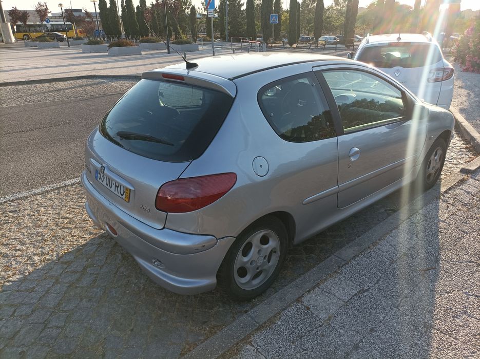 Peugeot 206 2001