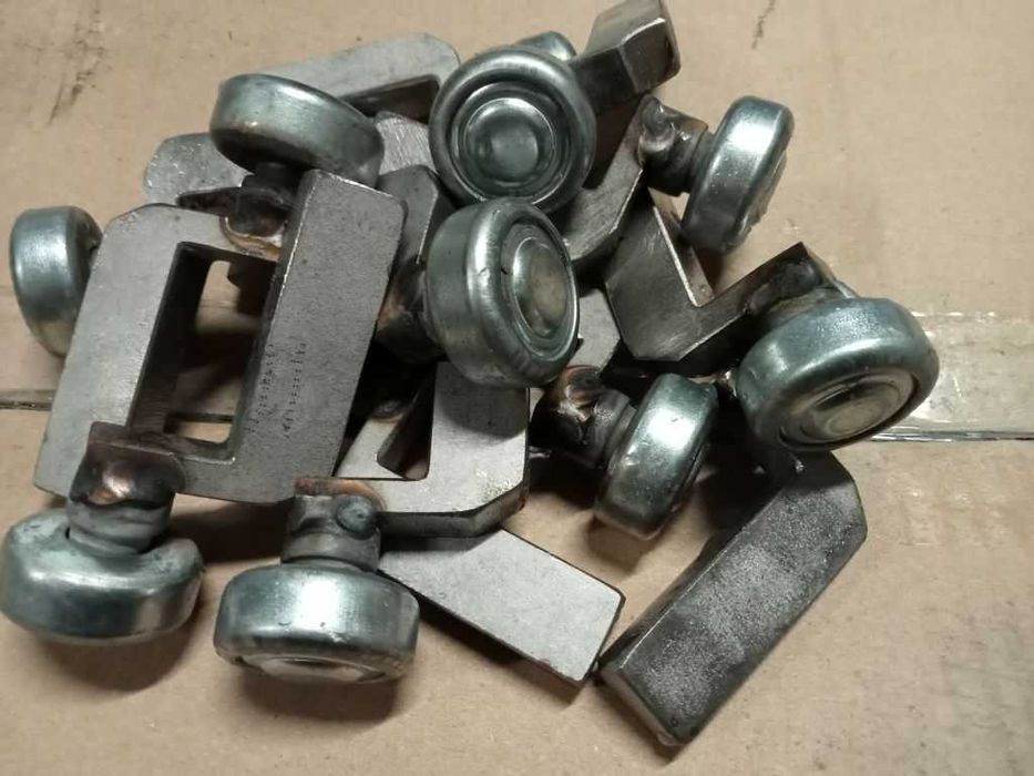 Rolki, Rolka dolna do rolet aluminiowych w naczepach typu Wihag