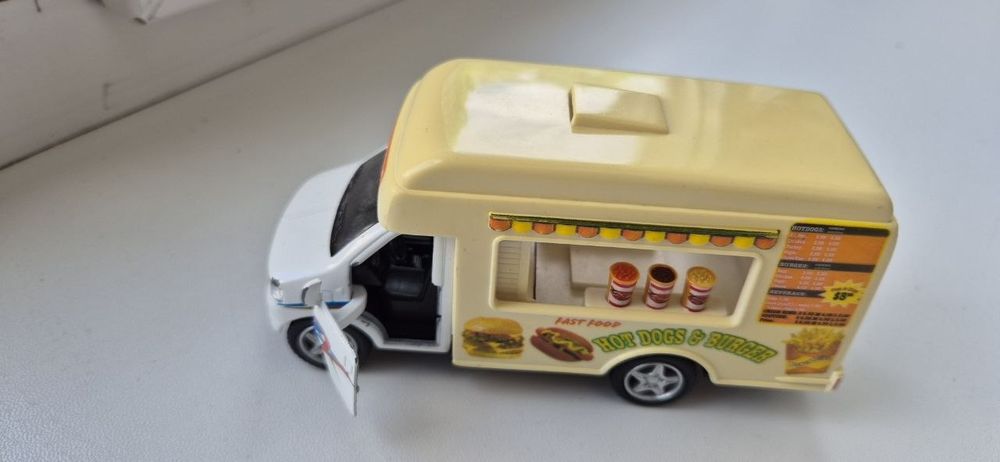 Металева машинка Kinsfun food truck KS5257W