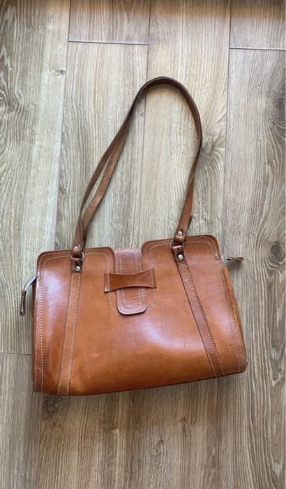 Brązowa skórzana torba