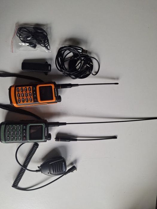 Walkie-Talkie Profissional USB-C | Longo Alcance | Lanterna + Scan Fre