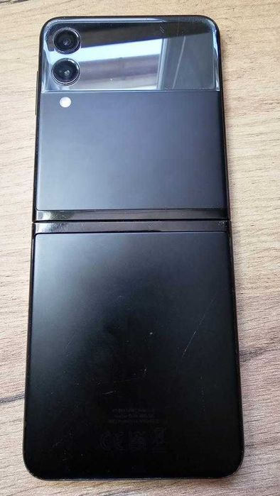 Samsung Galaxy Z Flip3 5G SM-F711B 128GB 8GB RAM