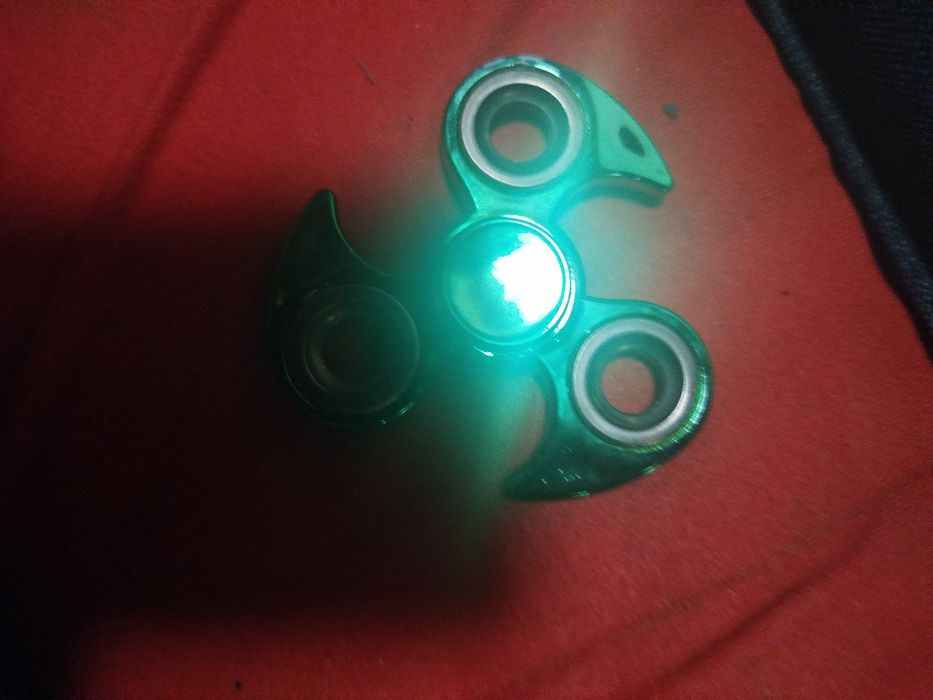 Fidget spinner w idealnym stanie proszę o odbiór osobisty