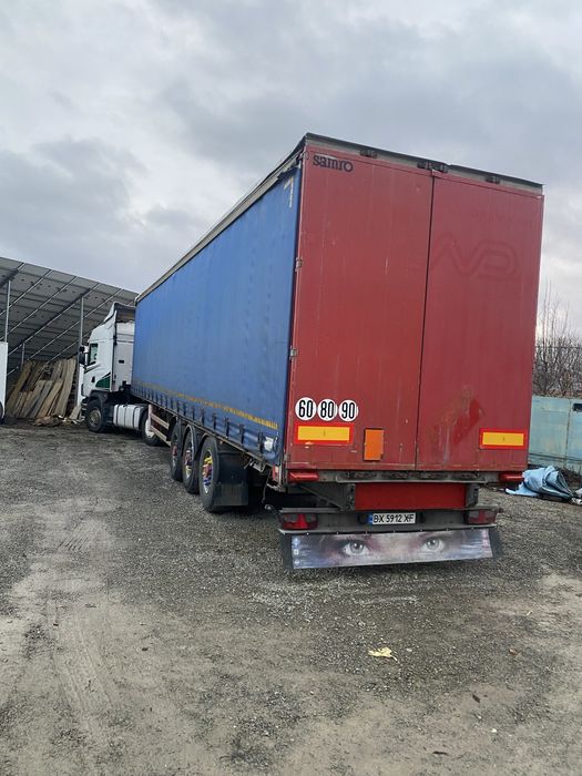 Напівпричіп вробочому стані