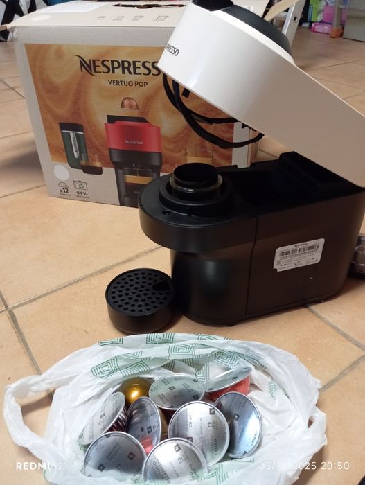 Máquina Nespresso Vurtuo POP "Como nova!"