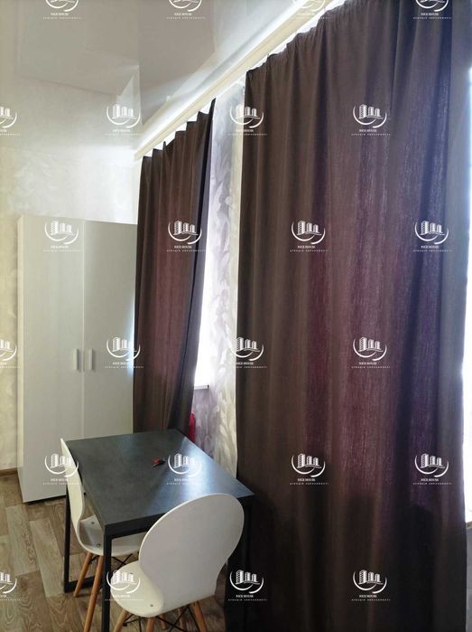 Продаж 3-кімнатної квартири в Центрі.