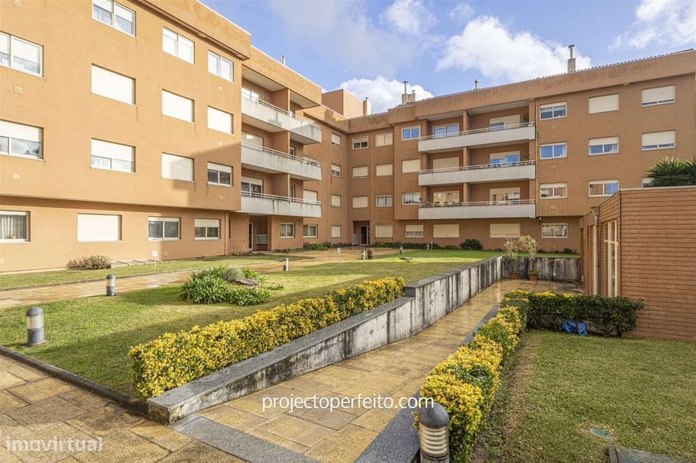 Apartamento T3 DUPLEX Arrendamento em São Félix da Marinha,Vila Nova d