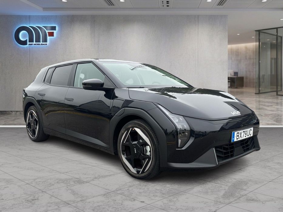 Kia EV4 81.4 kWh Tech