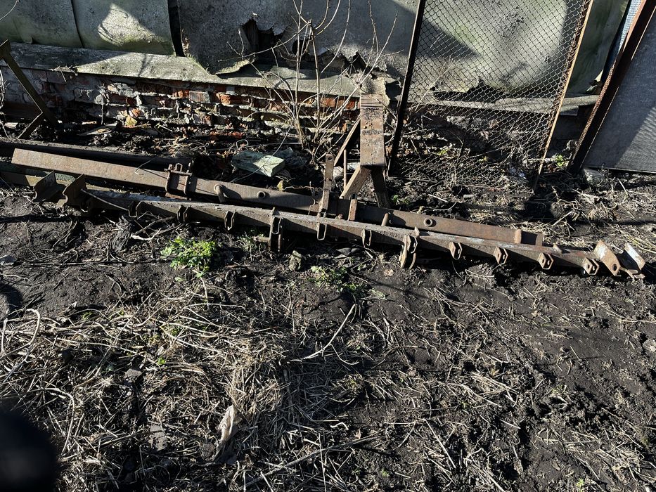 Рама до культиватора з лапами