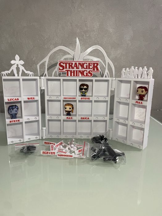‼️РОЗПРОДАЖ‼️Стенд/Бокс для фігурок Kinder Joy Stranger Things