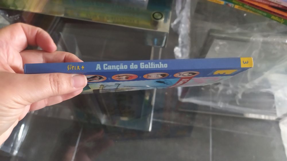 Livro os super 4 a canção do golfinho
