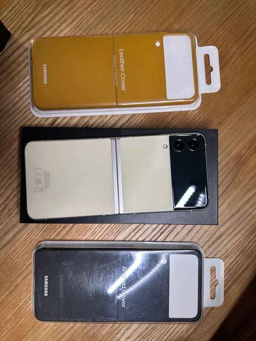 Samsung Galaxy Flip 3 5G 8/256 Cream