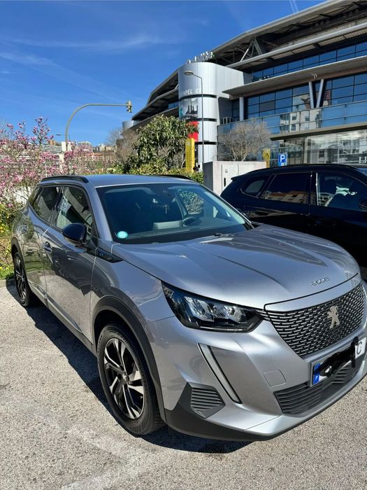 Peugeot e-2008 Allure