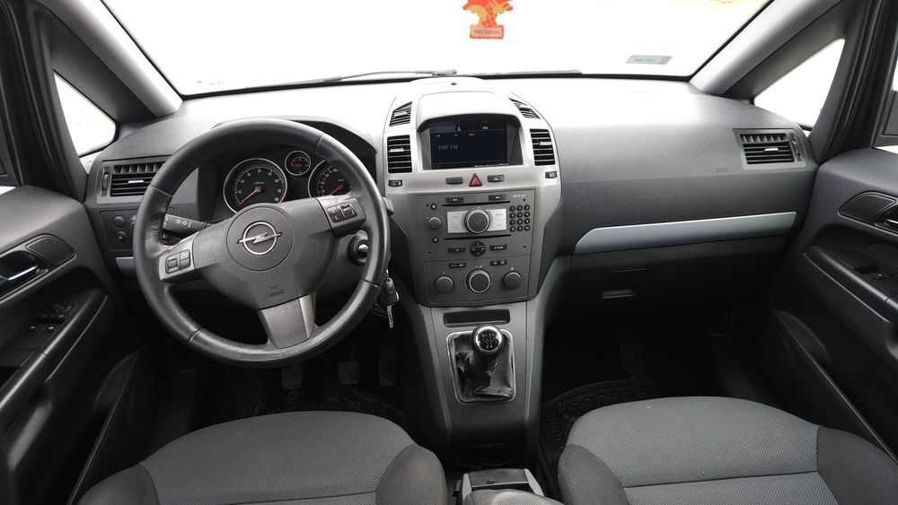 Opel Zafira B 1.8 benz 7osob Tempomat