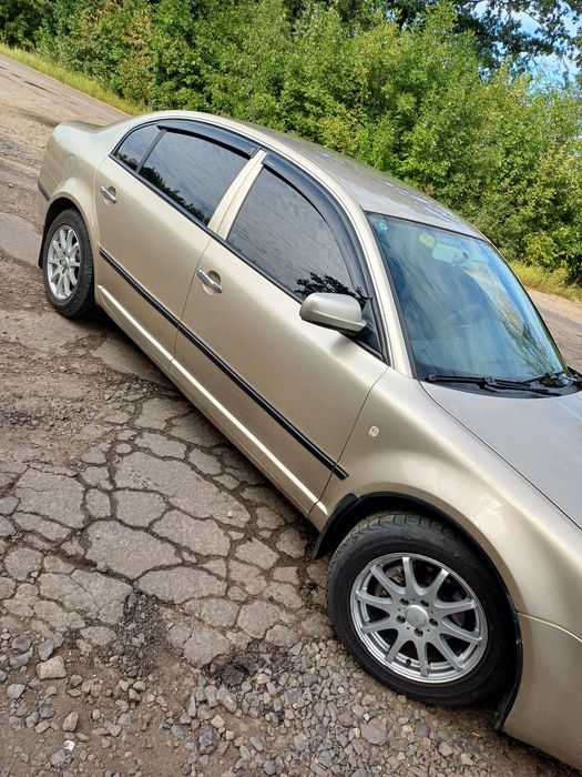 Skoda SuperB 1.8 Газ/Бензин
