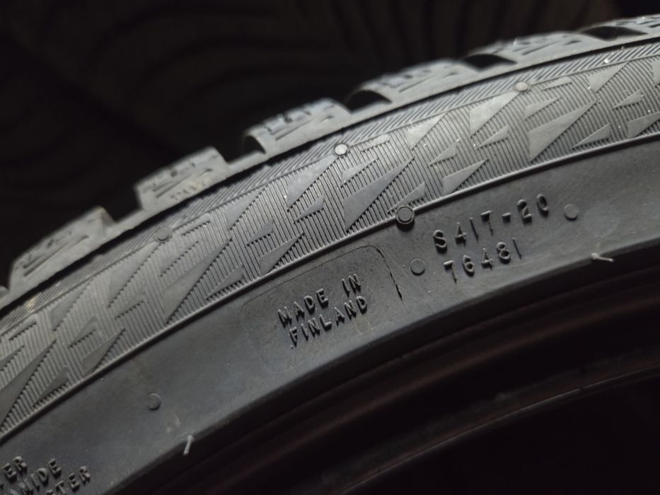!!!НОВІ!!! Шини зимові 275 35 r 21 Nokian Tesla model Y gtyres