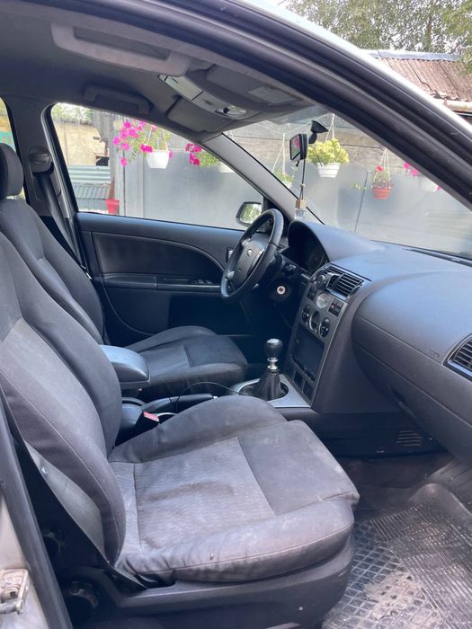 Прам Ford Mondeo 2002