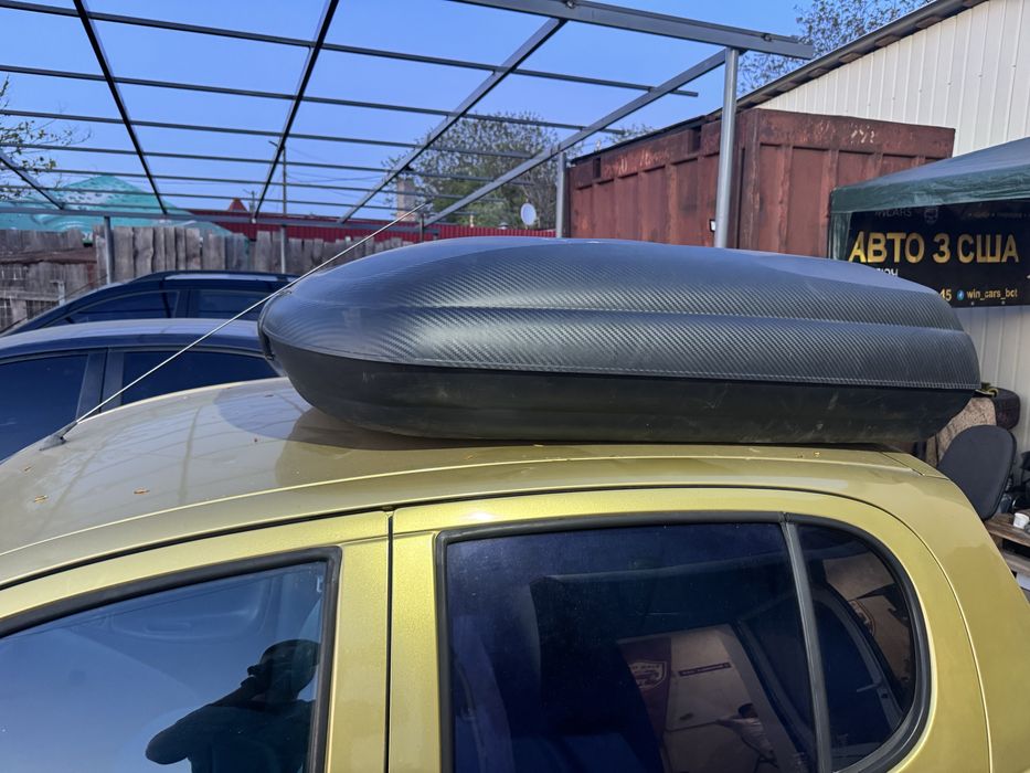 Продам багажник на кришу  в гарному стані