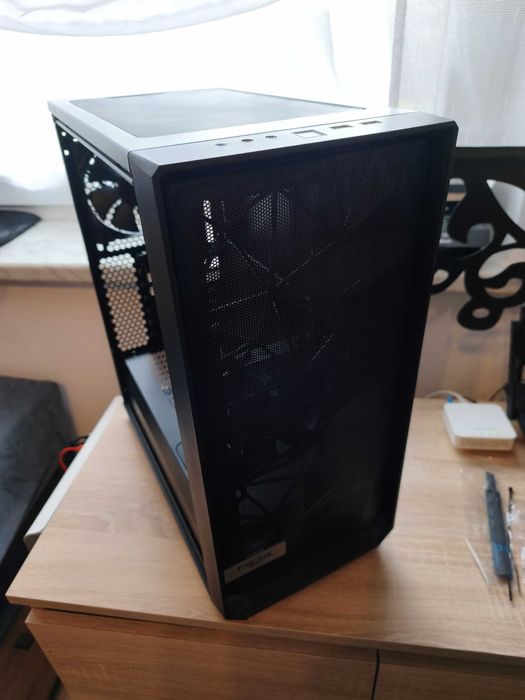 Obudowa Fractal Design Meshify C