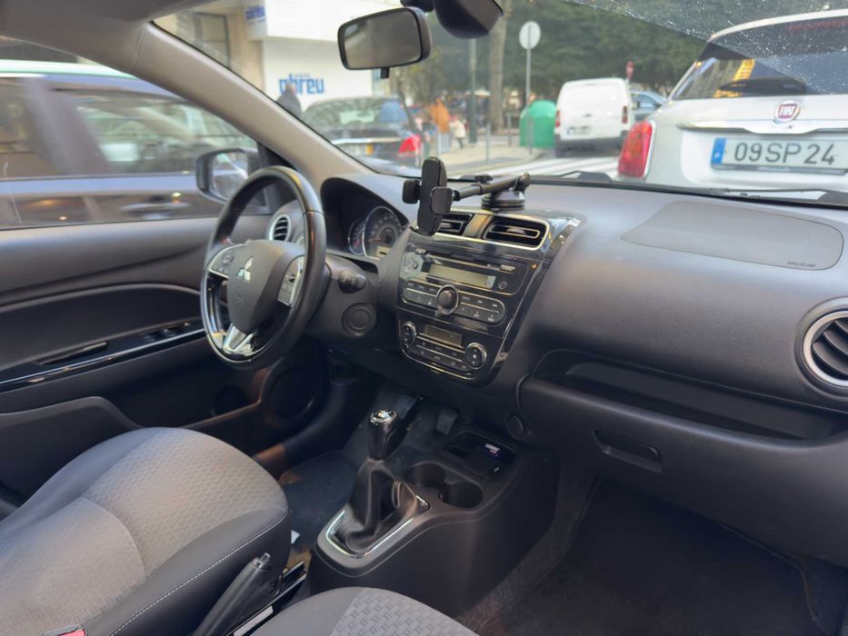 Mitsubishi Space Star 1.2 Intense 2019 foto 5
