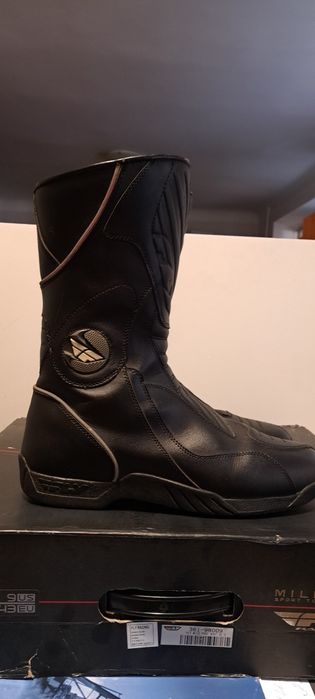 Продам мотоботи FlyRacing
