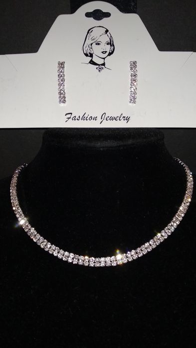 Kolia obroża z kolczykami