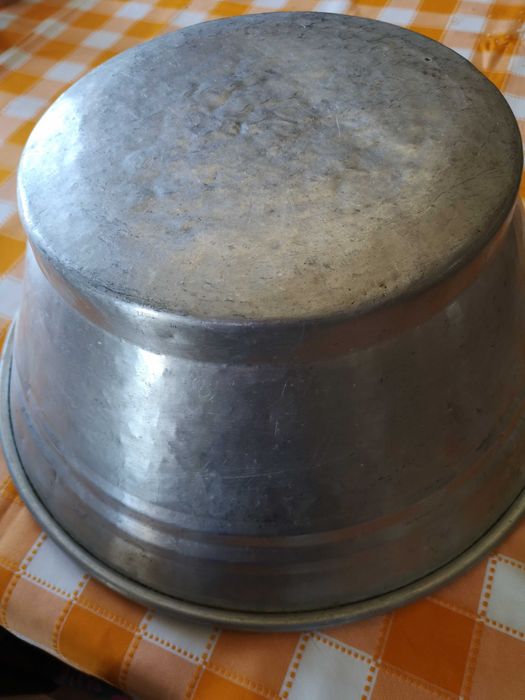Bacia de alumínio