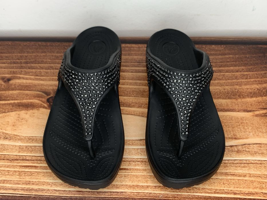 Crocs_Sloane Flip_Japonki Klapki Klasyczne Damskie Buty_38-39_24.5 cm