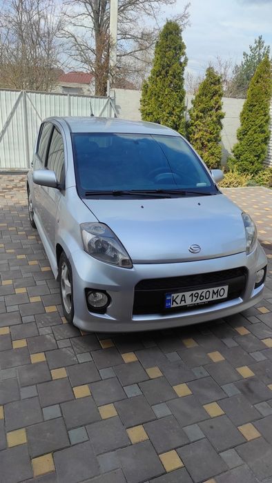 Toyota boon. Daihatsy sirion