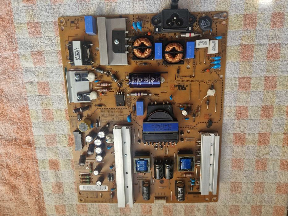 Placa de tv (Power suplly) LG 47 pol. retirada de tv com display partido