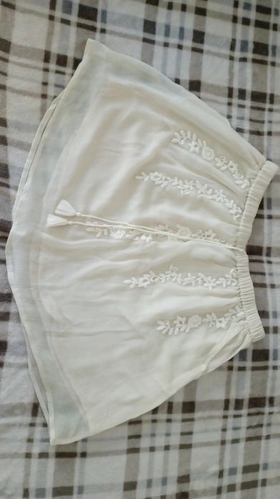 Stradivarius kremowa spódniczka damska rozmiar M