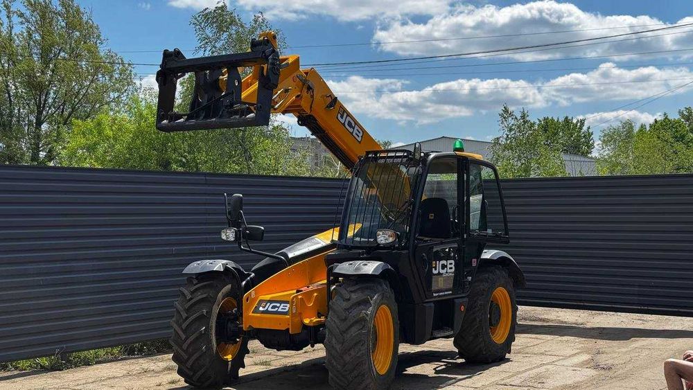 Телескопічний навантажувач JCB 531-70 2018 р. 55 кВт. 4585 м/год.