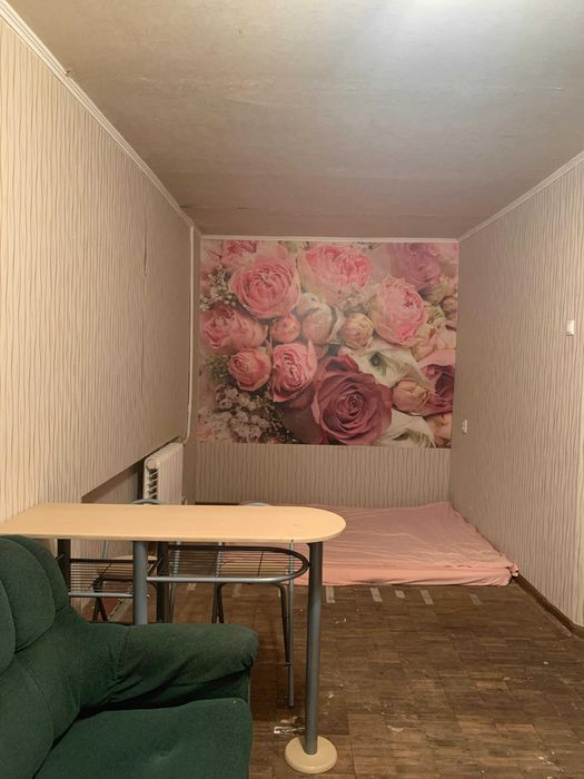 Сдам просторную квартиру с балконом ул Вышгородская без посредников