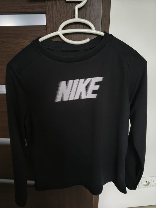 Sprzedam 2 T-shirty z długim rękawem firmy Nike/Jordan