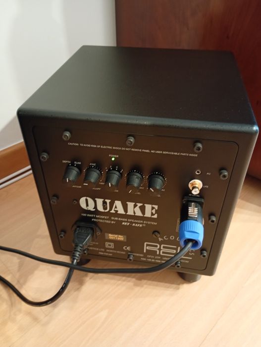 Subwoofer Rell Quake excelente estado