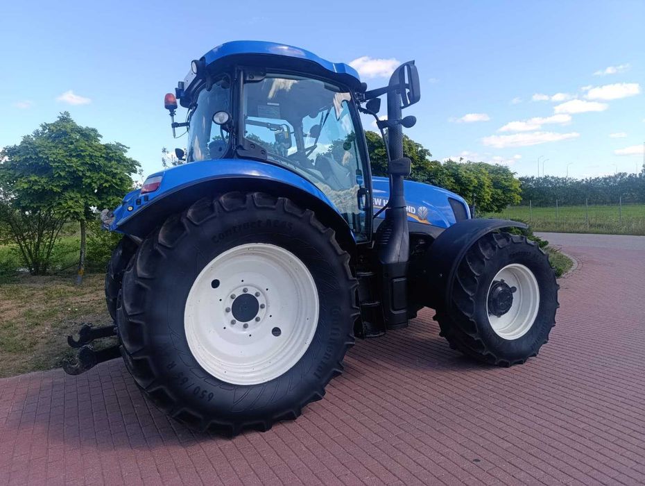 New Holland t6.175