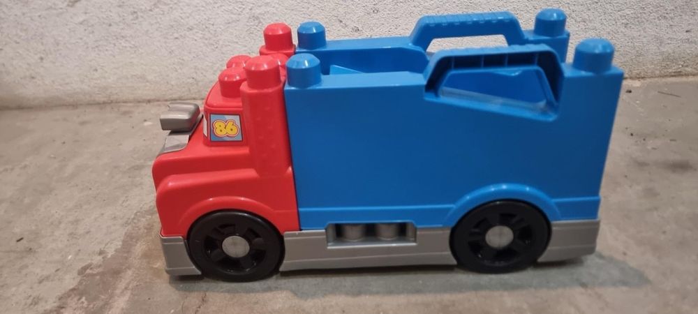 Camião de blocos grandes (tipo DUPLO)