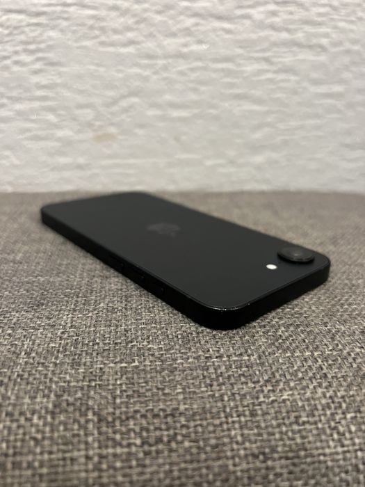 Iphone 16e 128gb, 97% bateria, gwarancja