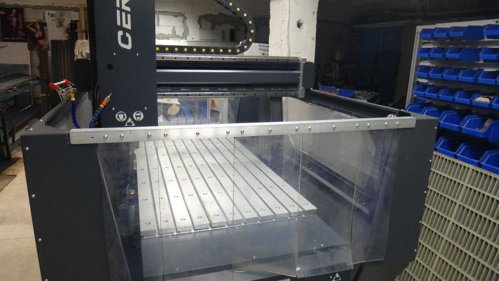 Frezarka CNC  CERTUS HMM 0716 Servo