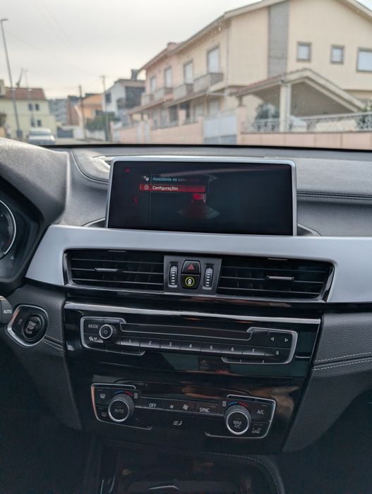 BMW X2 16d sDrive 84000kms Revisões na Marca