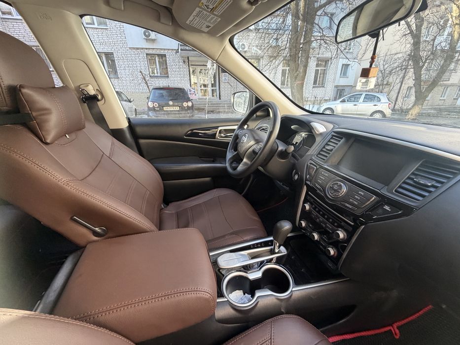 Nissan  PATHFINDER 2018 року 3,5 бензин 147 тис пробіг