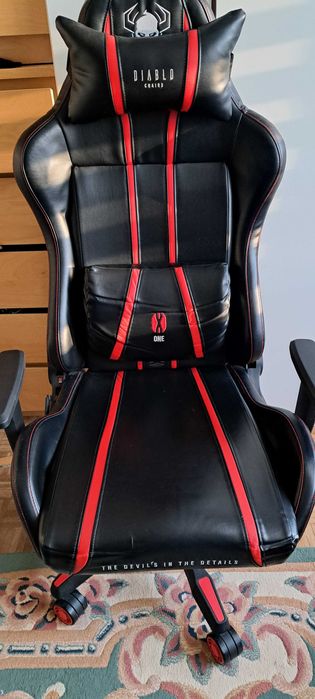 Fotel gamingowy Diablo X-One 2.0 King Size: Czarno-czerwony